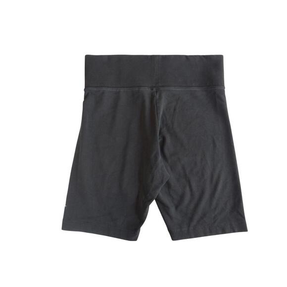 Nike Women's Black Training Shorts - Size M - Picture 2 of 4